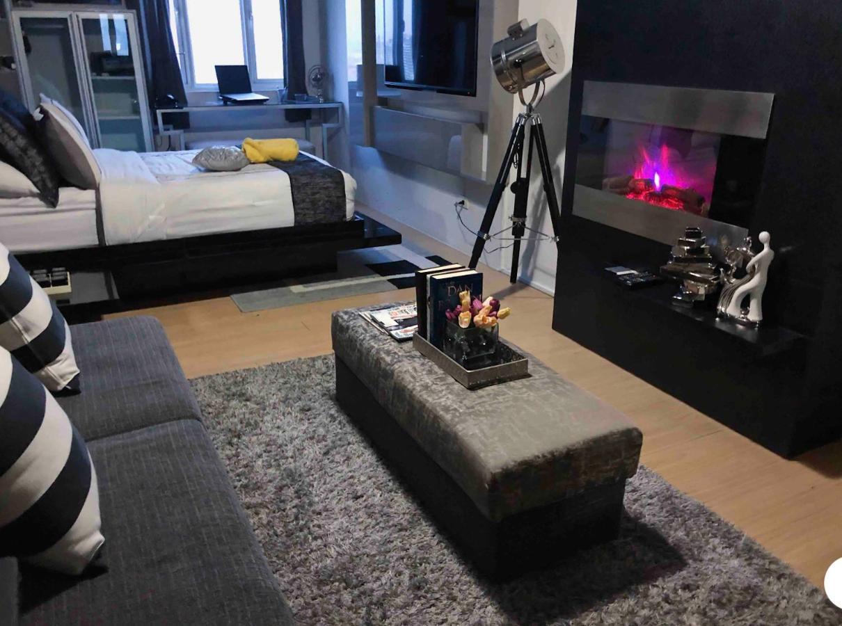 Modern Place Of Style Manille Extérieur photo
